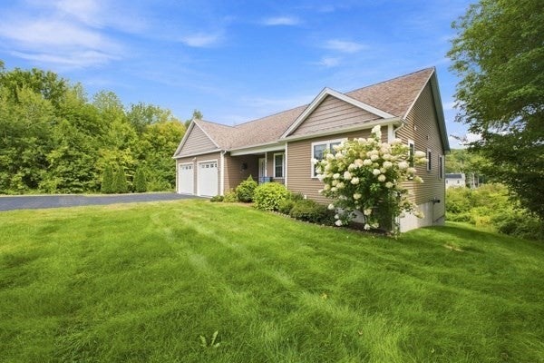 273 Maple Ave