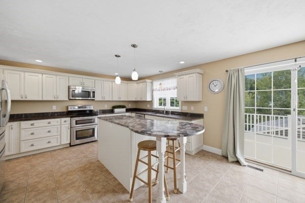273 Maple Ave, Rutland, MA Photo #13