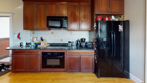 1109 Boylston 17 Boston MA 02215