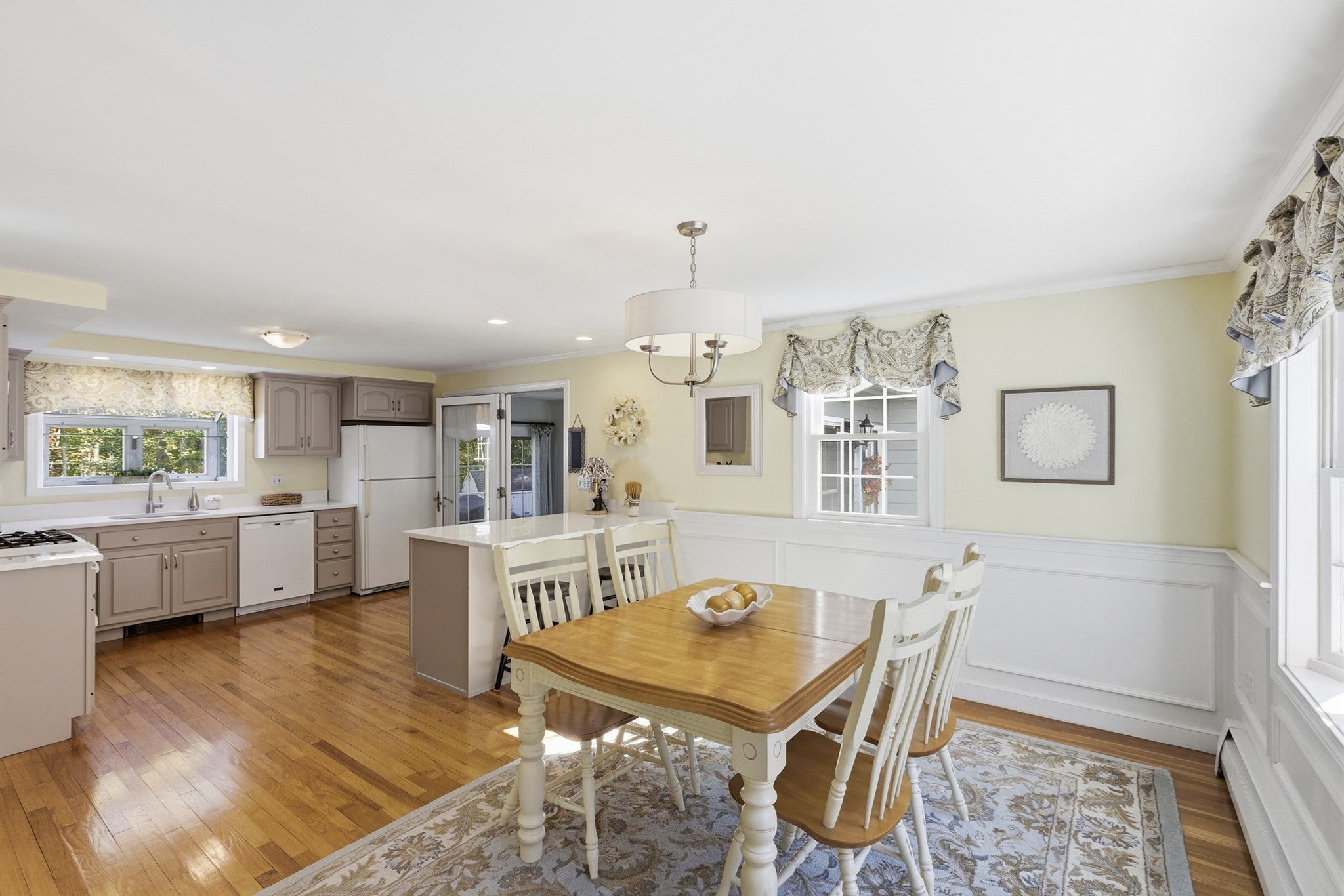 19 Evergreen Rd