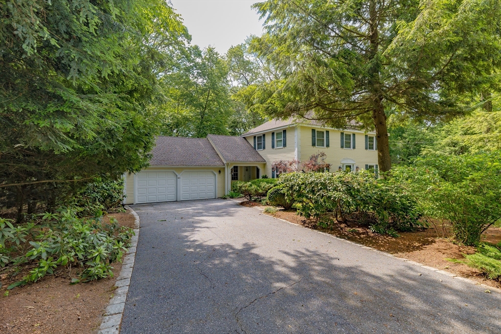 21 Overlook Dr