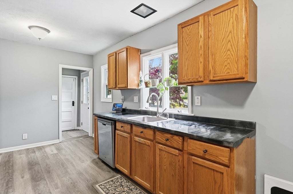 142 Cooper ST, Agawam, MA, 142 Cooper ST, Agawam, MA Photo #20