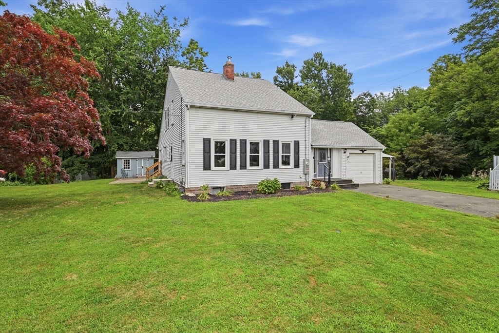 142 Cooper ST, Agawam, MA, 142 Cooper ST, Agawam, MA Photo #2