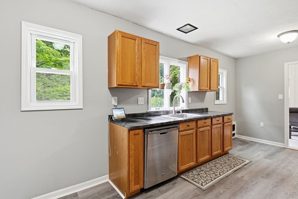 142 Cooper ST, Agawam, MA, 142 Cooper ST, Agawam, MA Photo #17