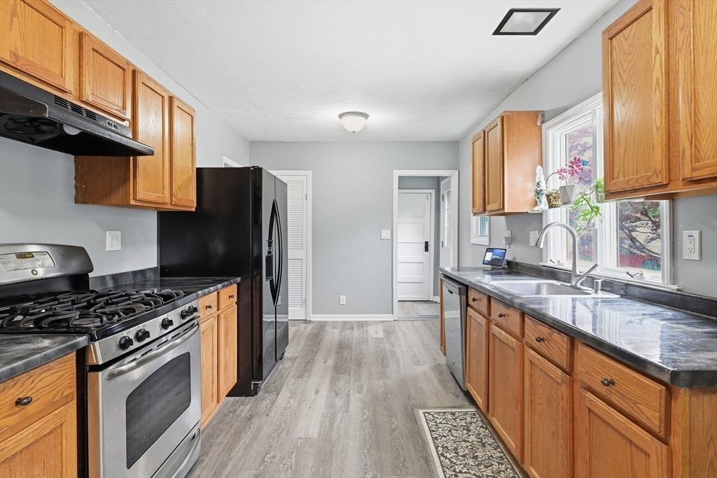 142 Cooper ST, Agawam, MA, 142 Cooper ST, Agawam, MA Photo #19