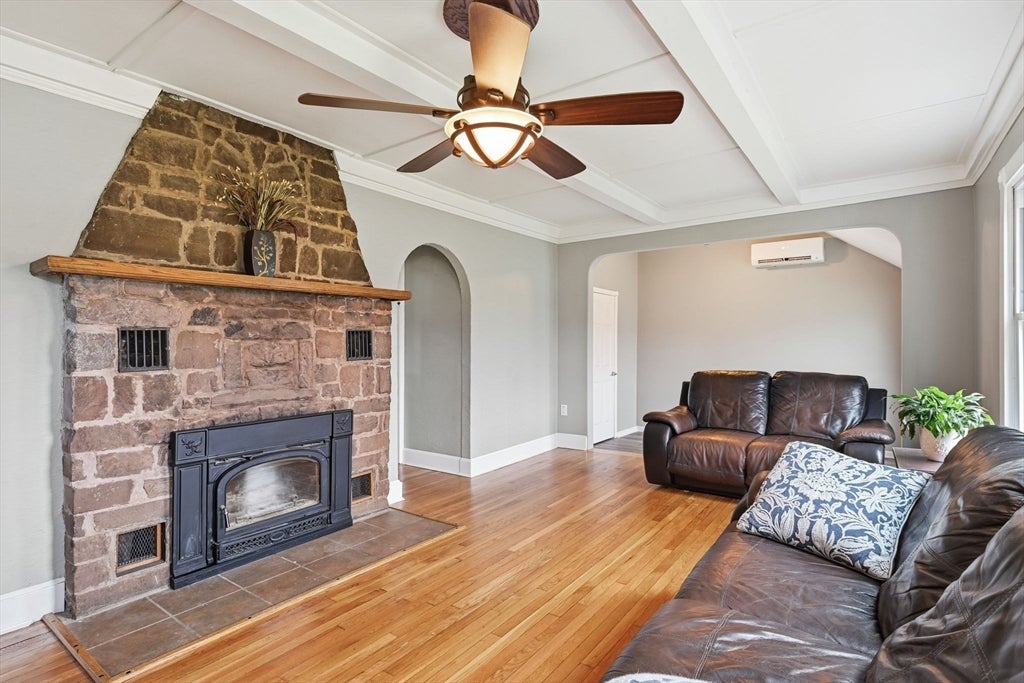 142 Cooper ST, Agawam, MA, 142 Cooper ST, Agawam, MA Photo #8