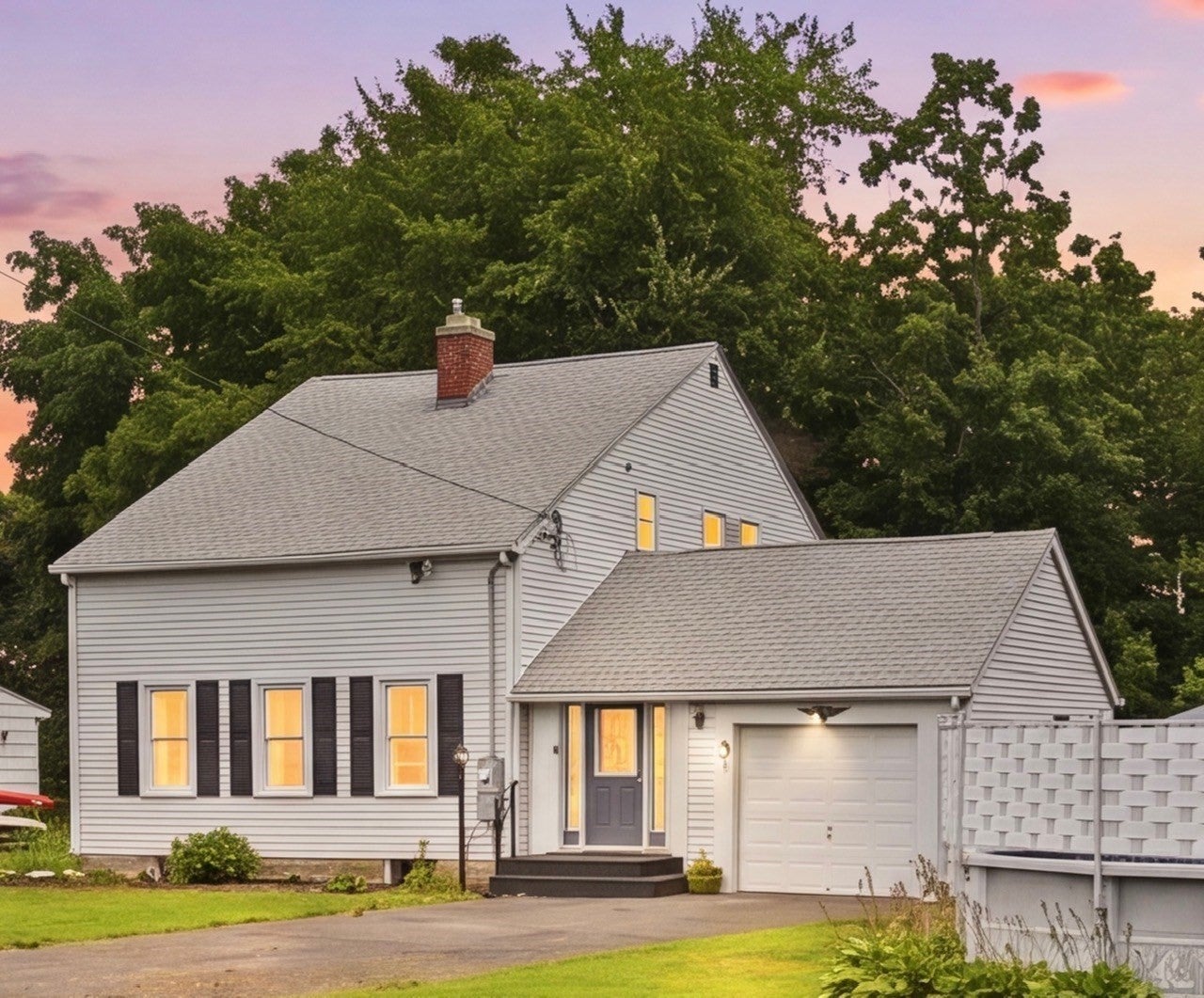 142 Cooper ST, Agawam, MA, 142 Cooper ST, Agawam, MA Photo #2