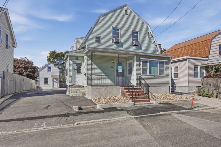 Photo 1 of 42 — 40 Bunker Hill Ave, Lowell, MA 01850
