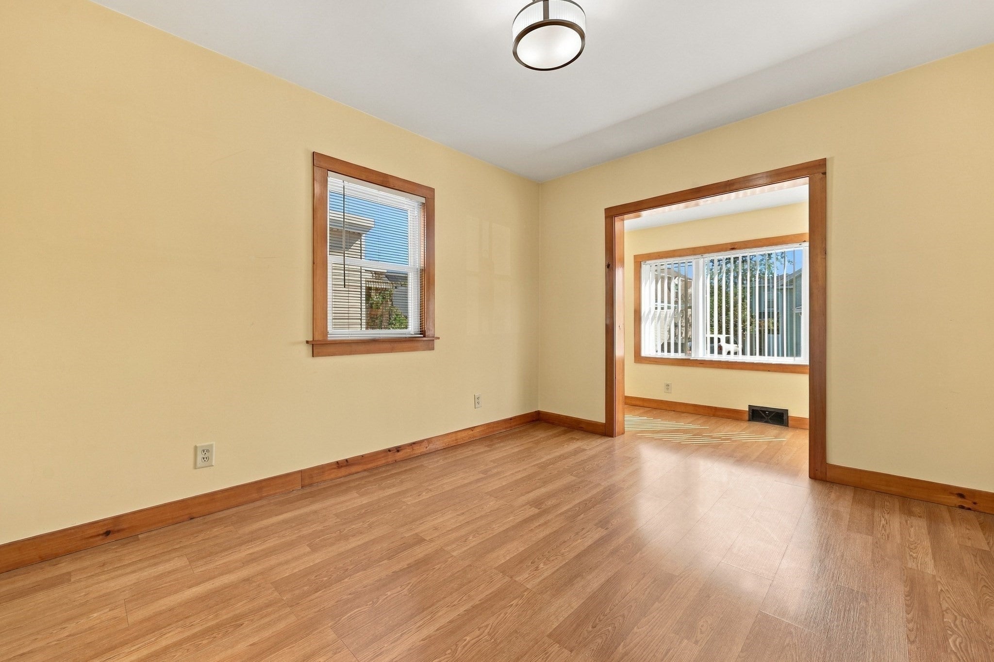 40 Bunker Hill Ave, Lowell, MA, 40 Bunker Hill Ave, Lowell, MA Photo #6
