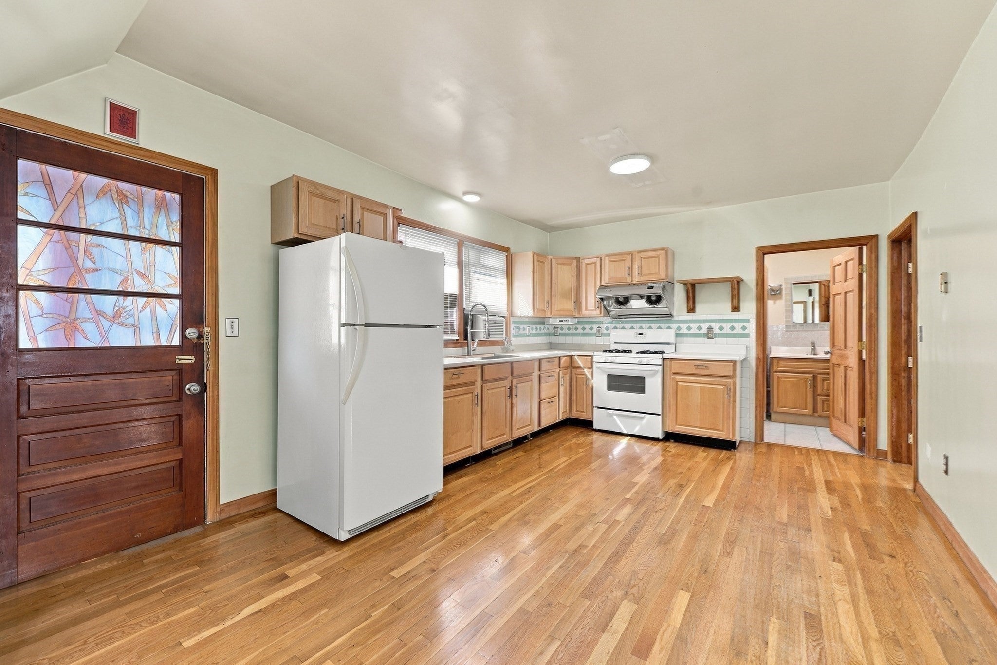 40 Bunker Hill Ave, Lowell, MA, 40 Bunker Hill Ave, Lowell, MA Photo #10