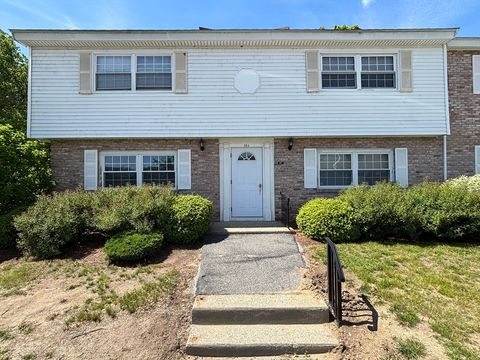 Photo of 90 Washington Park Dr #1, Andover, MA 01810 (MLS # 73531998)