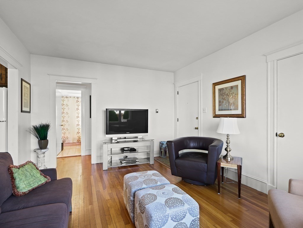116 Tolman St #116, Newton, MA Photo #4
