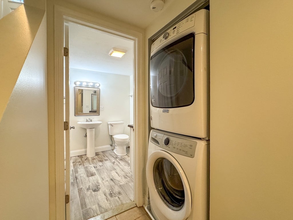 212 W 6th St #212, Boston, MA, 212 W 6th St #212, Boston, MA Photo #19