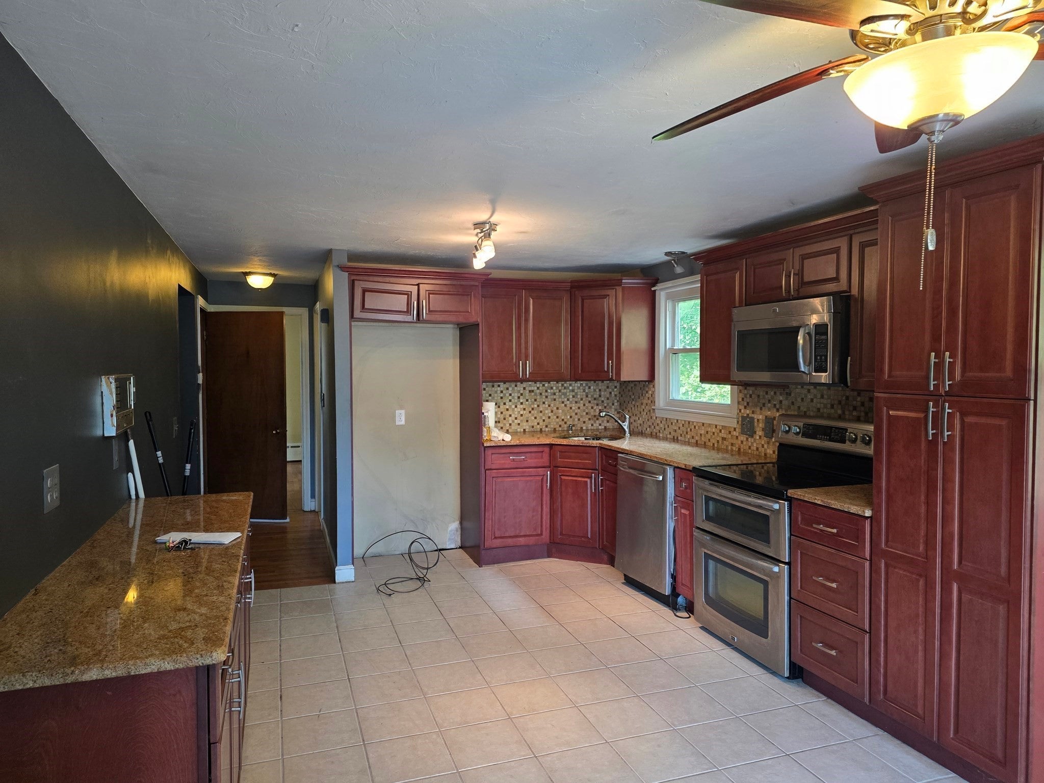 162 Winter St, Wrentham, MA, 162 Winter St, Wrentham, MA Photo #14