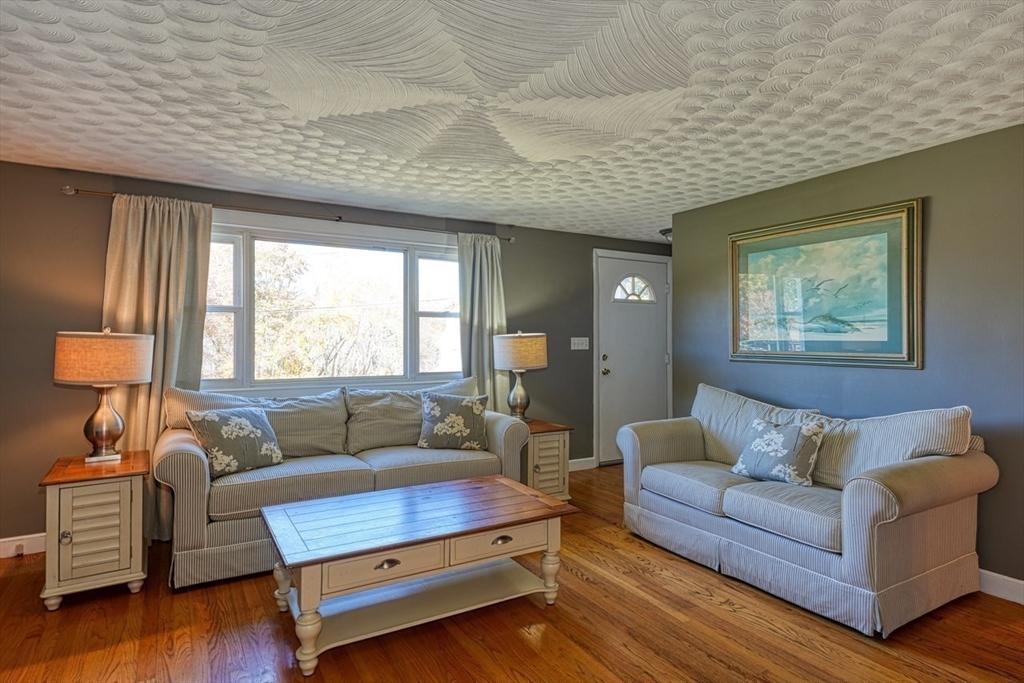 238 W. Hill Rd