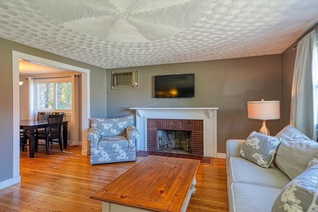 238 W. Hill Rd