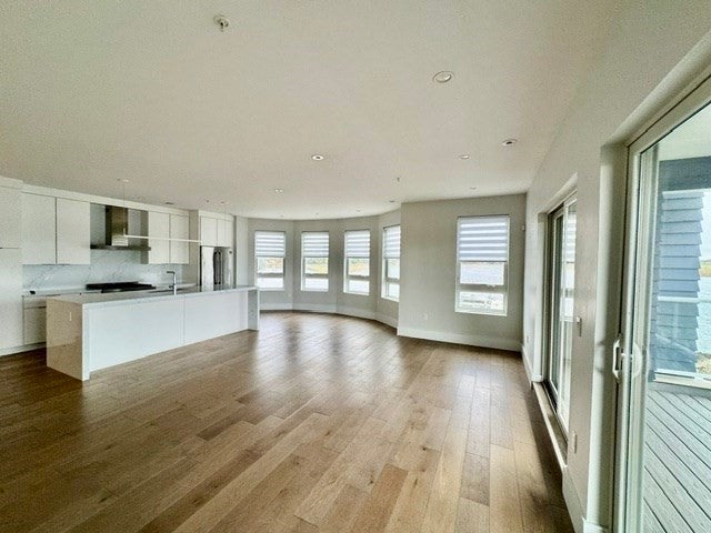 60 Newbury Street 4