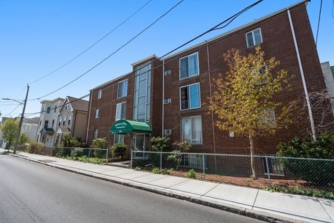 124 Addison Street 15 Chelsea MA 02150