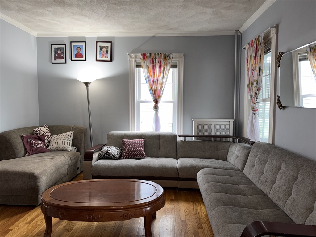58 Pleasant St