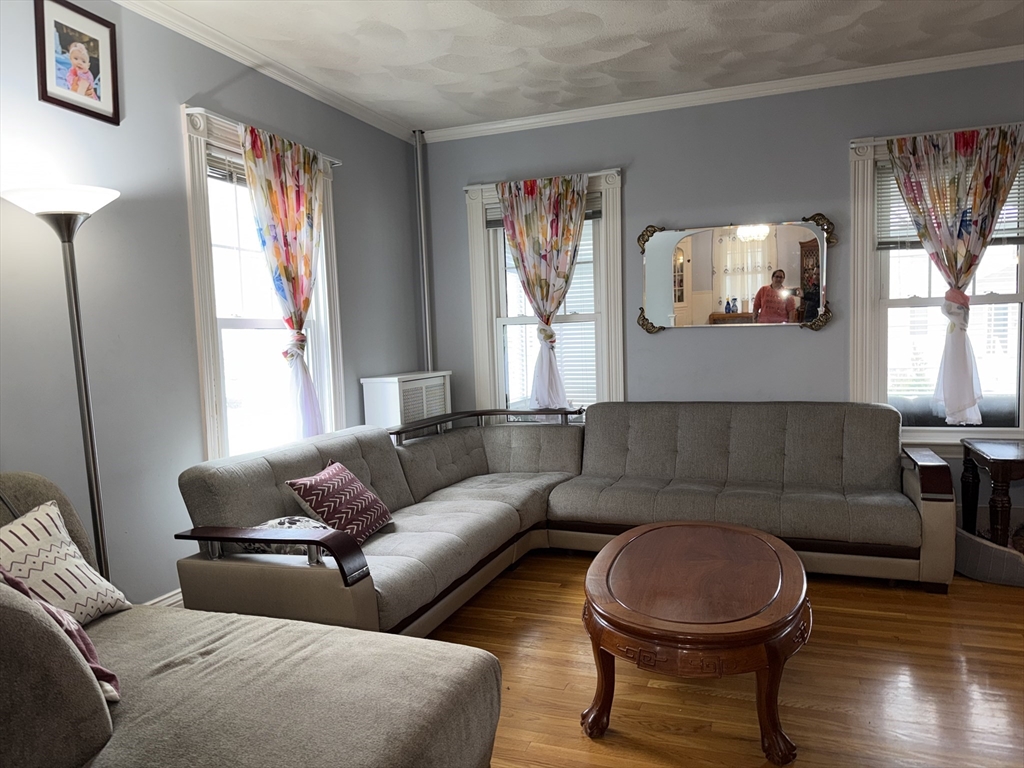 58 Pleasant St