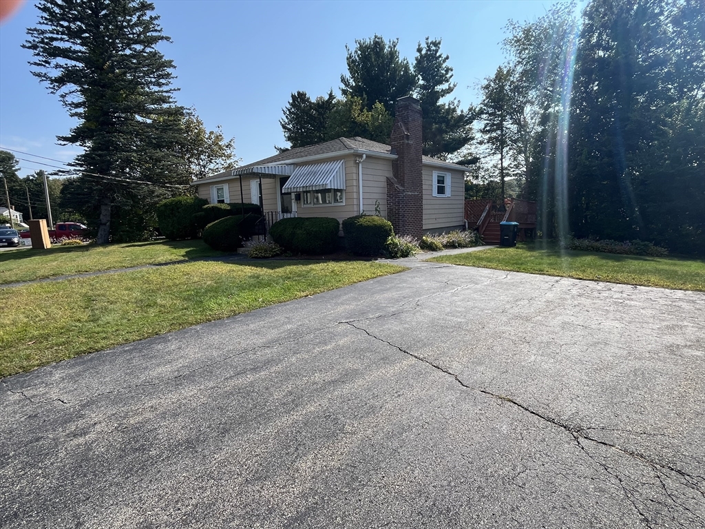 25 Harriet Ave