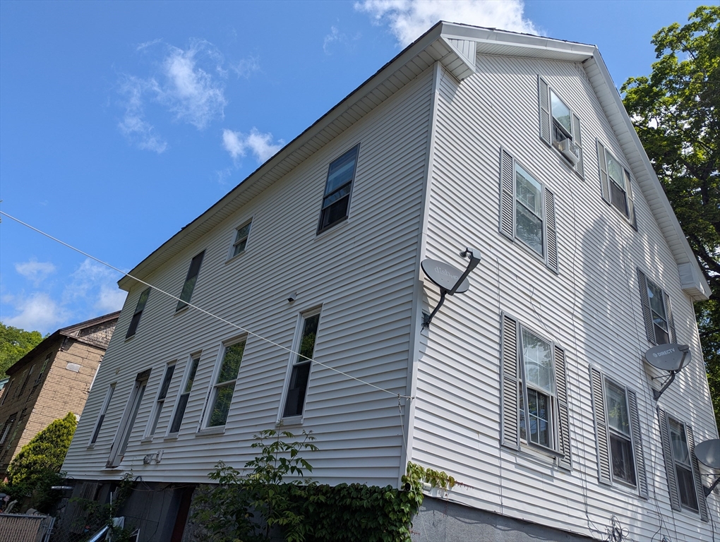 124 Fish St