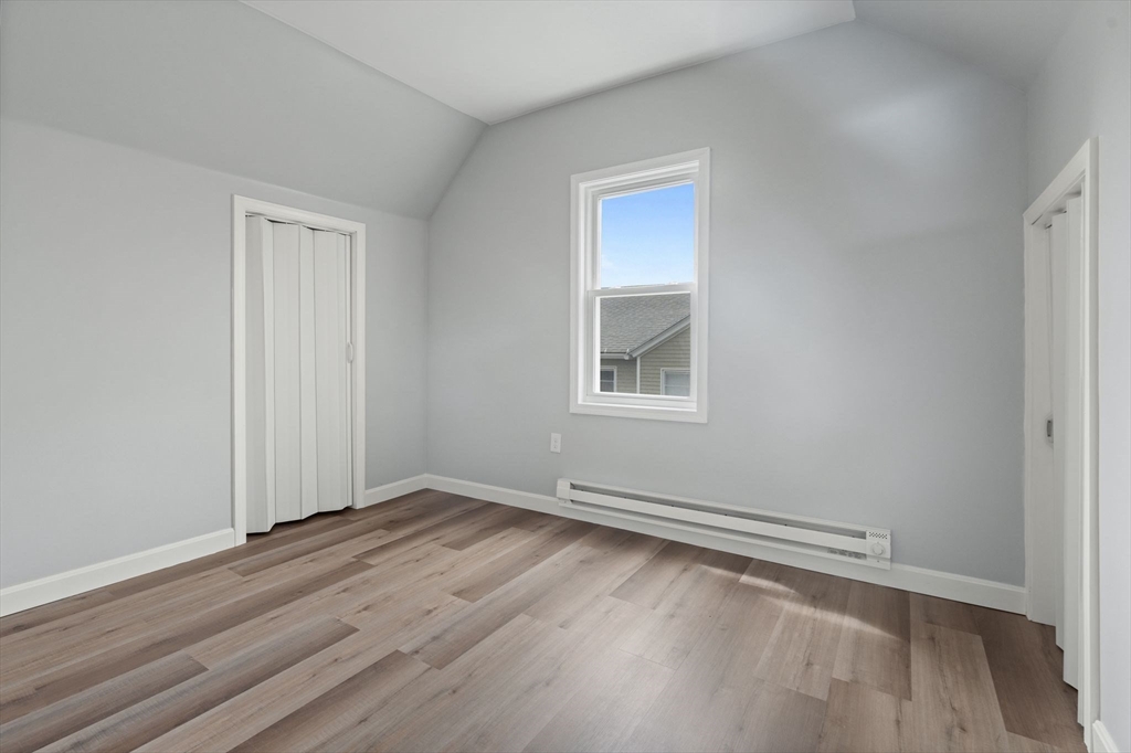 24 Vinton St 3