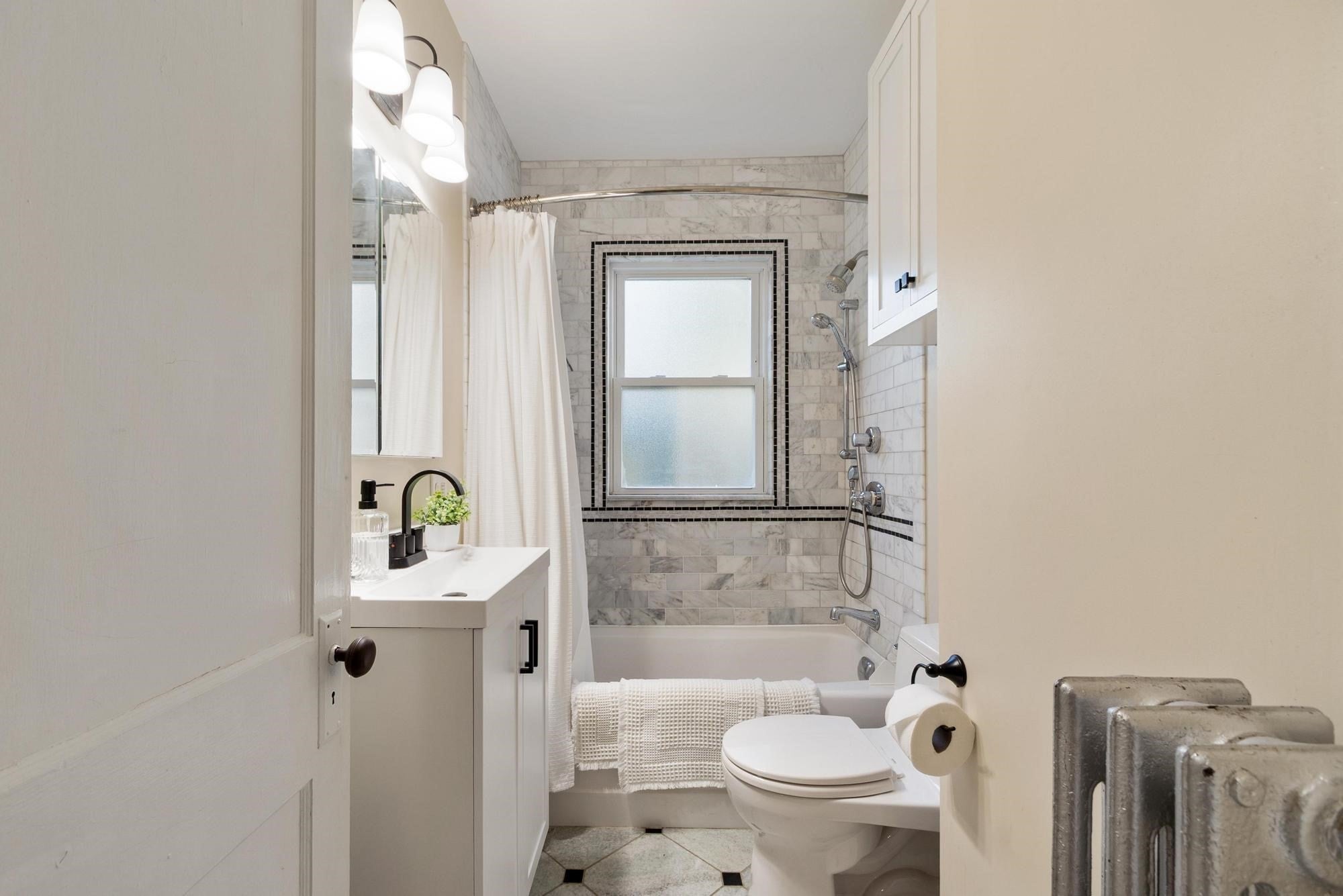 22 Moulton Rd #1, Arlington, MA Photo #9