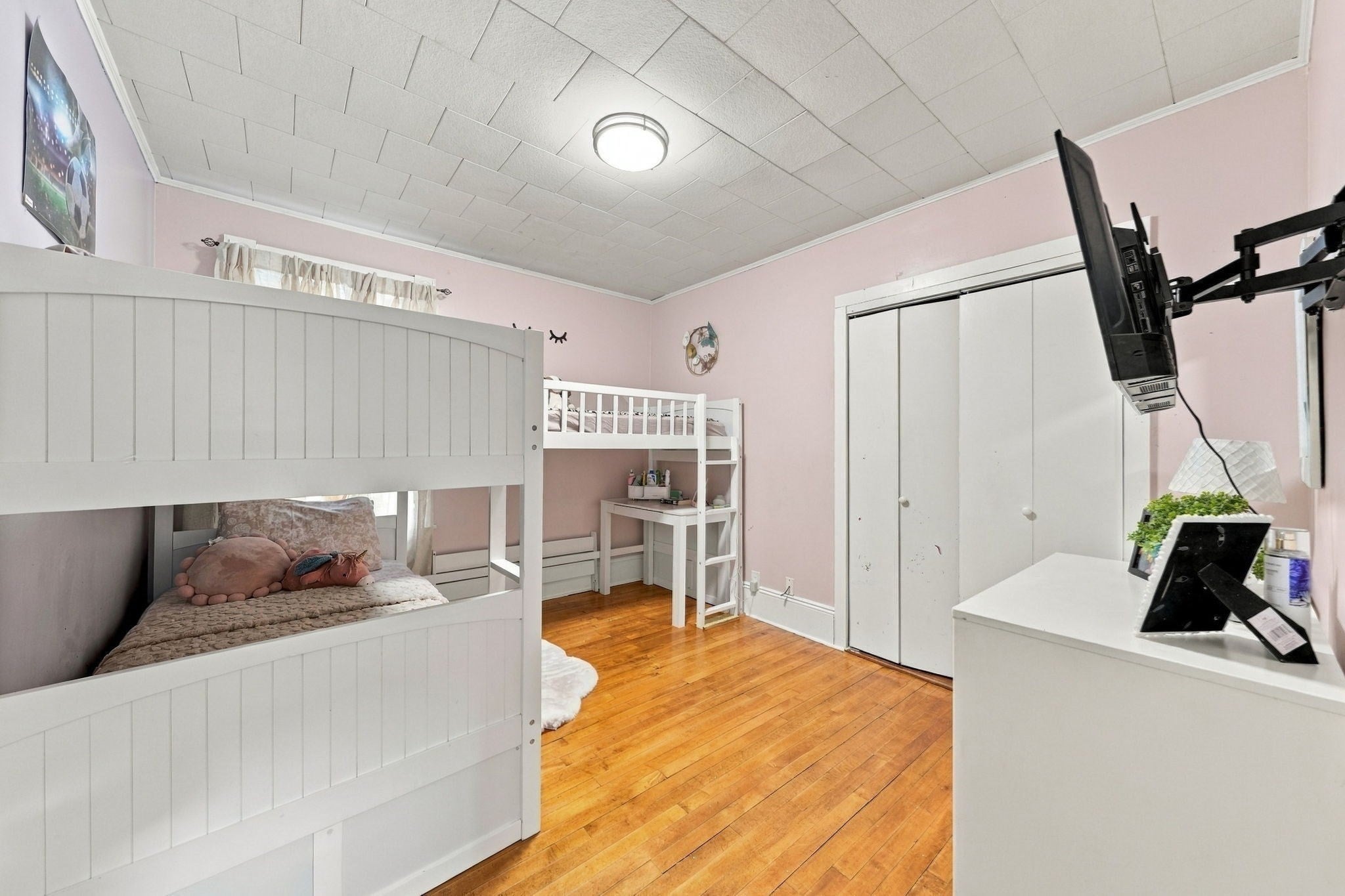 27-29 Willow St, New Bedford, MA Photo #12