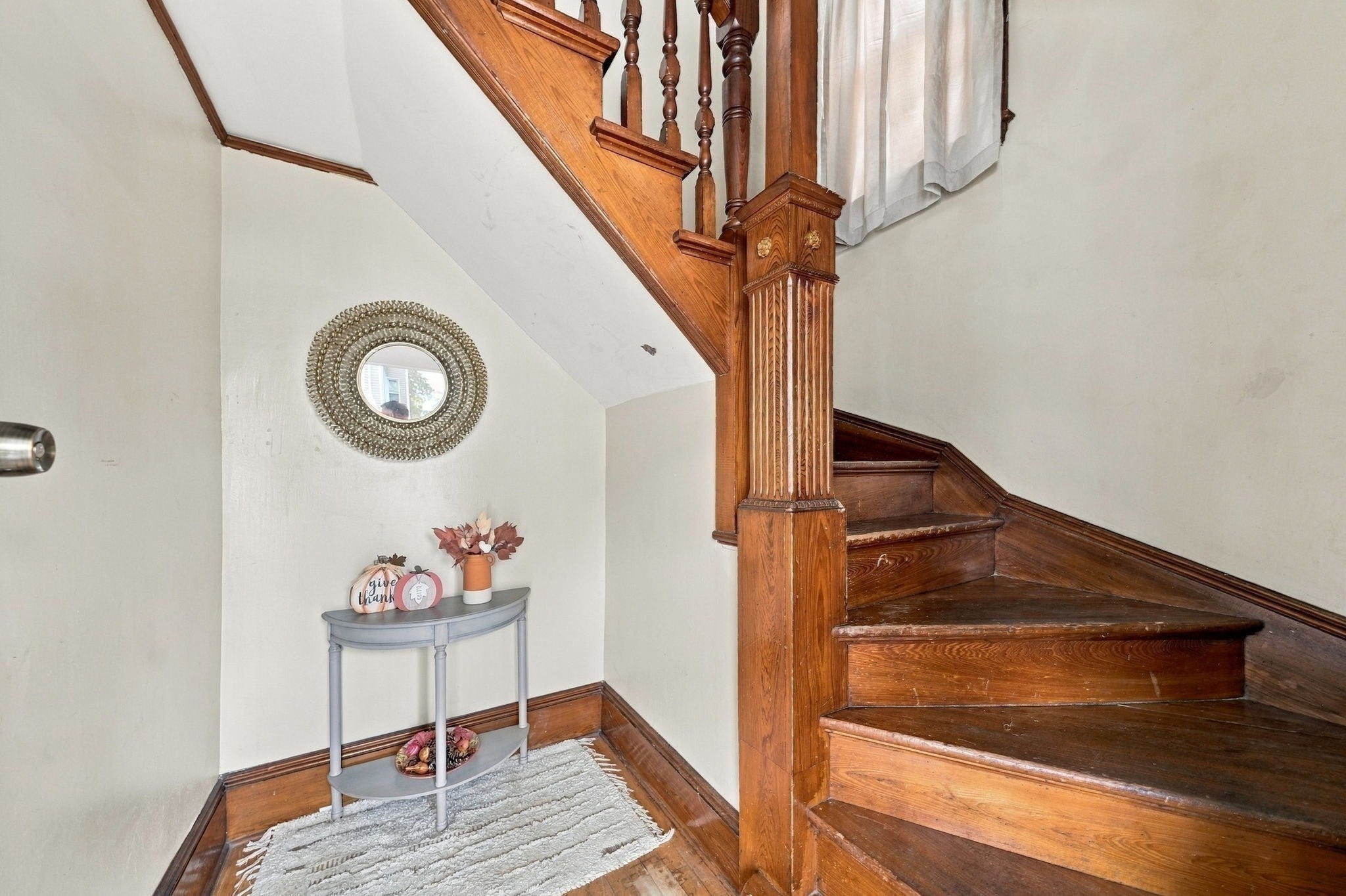 27-29 Willow St