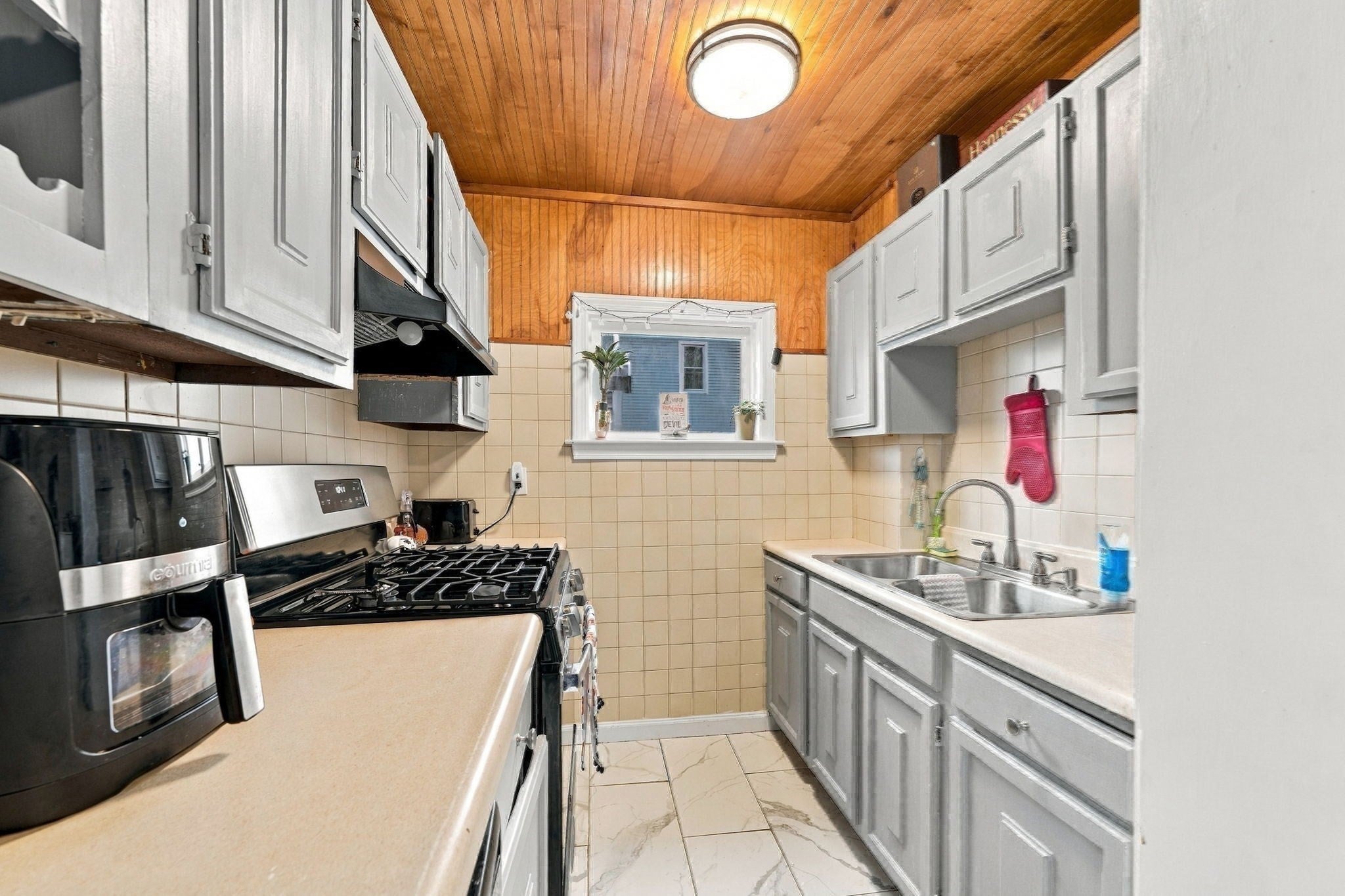 27-29 Willow St, New Bedford, MA Photo #34