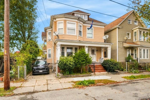 Photo of 27-29 Willow St, New Bedford, MA 02740 (MLS # 73592896)