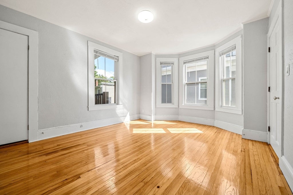 13 Knowlton St, Beverly, MA Photo #12