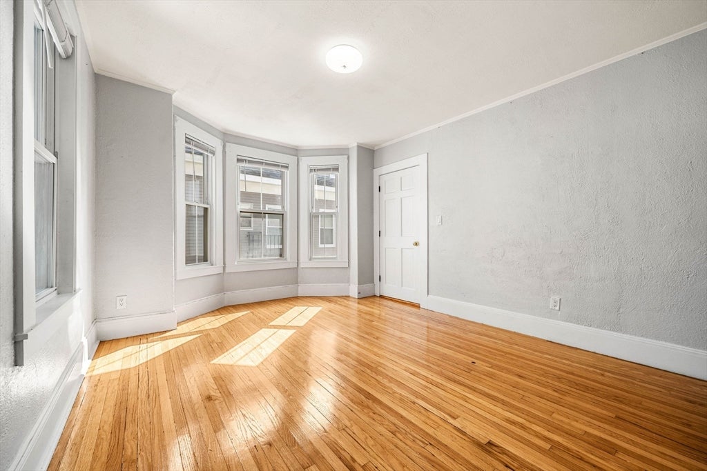 13 Knowlton St, Beverly, MA Photo #11
