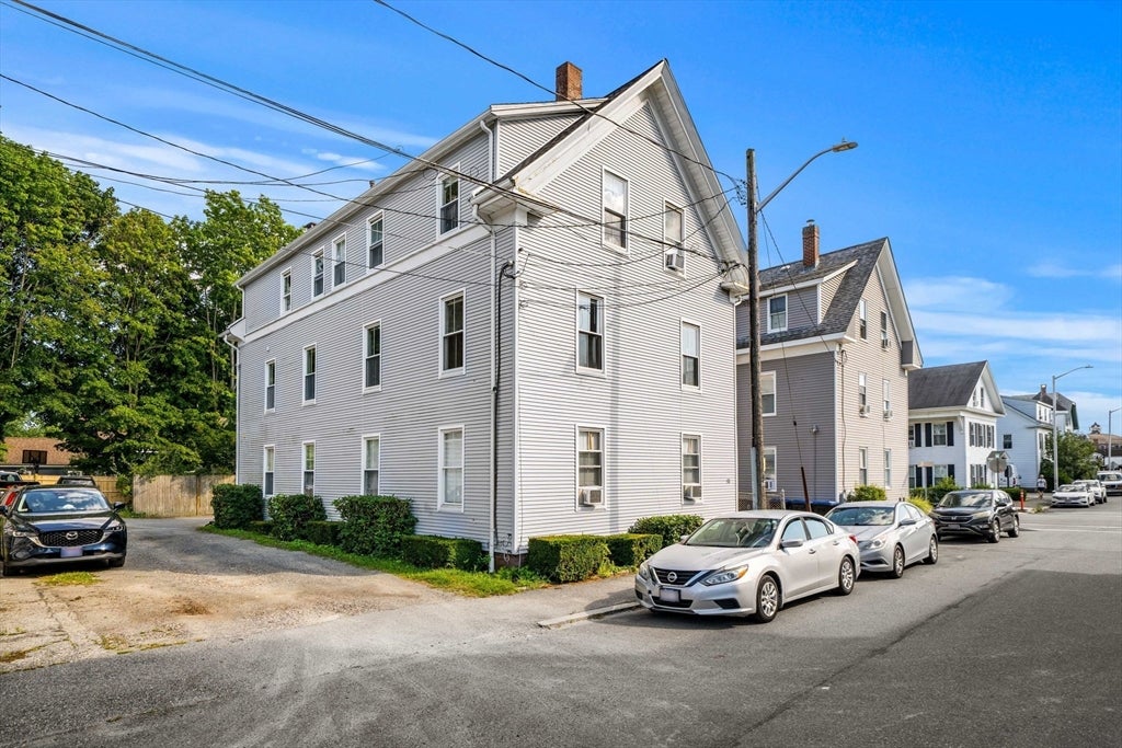 13 Knowlton St, Beverly, MA Photo #2