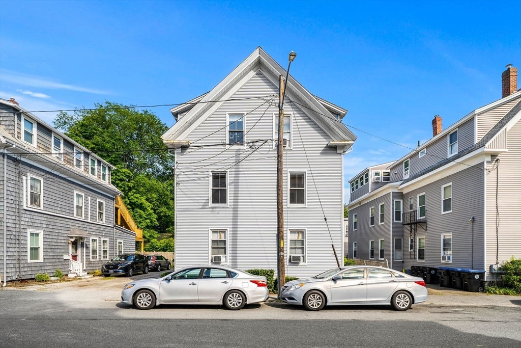 13 Knowlton St, Beverly, MA Photo #3