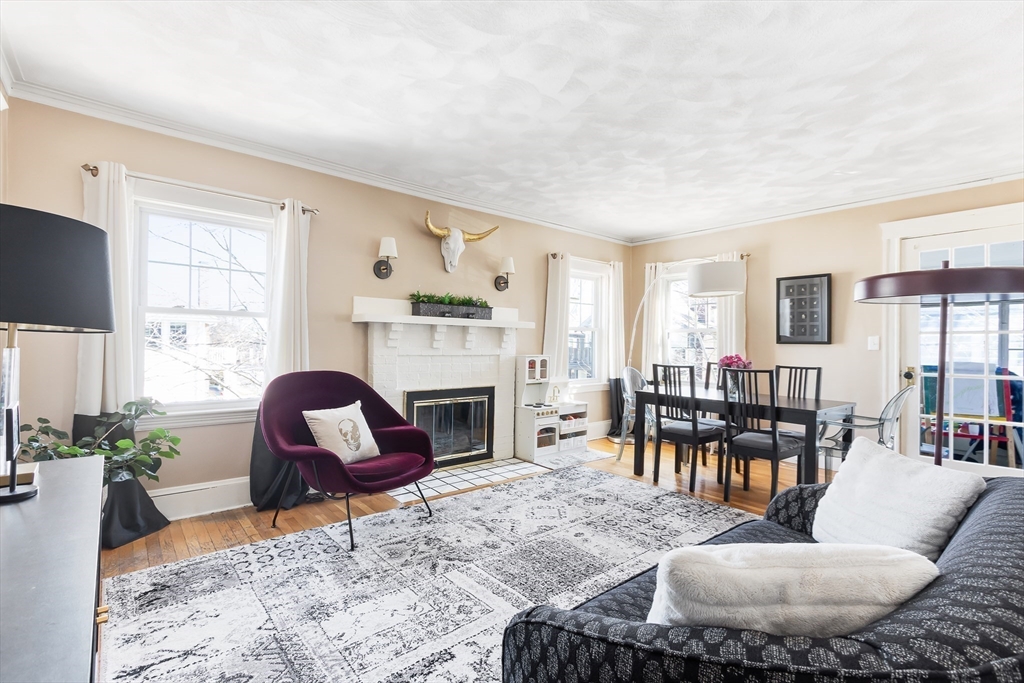 8 Carleton Road