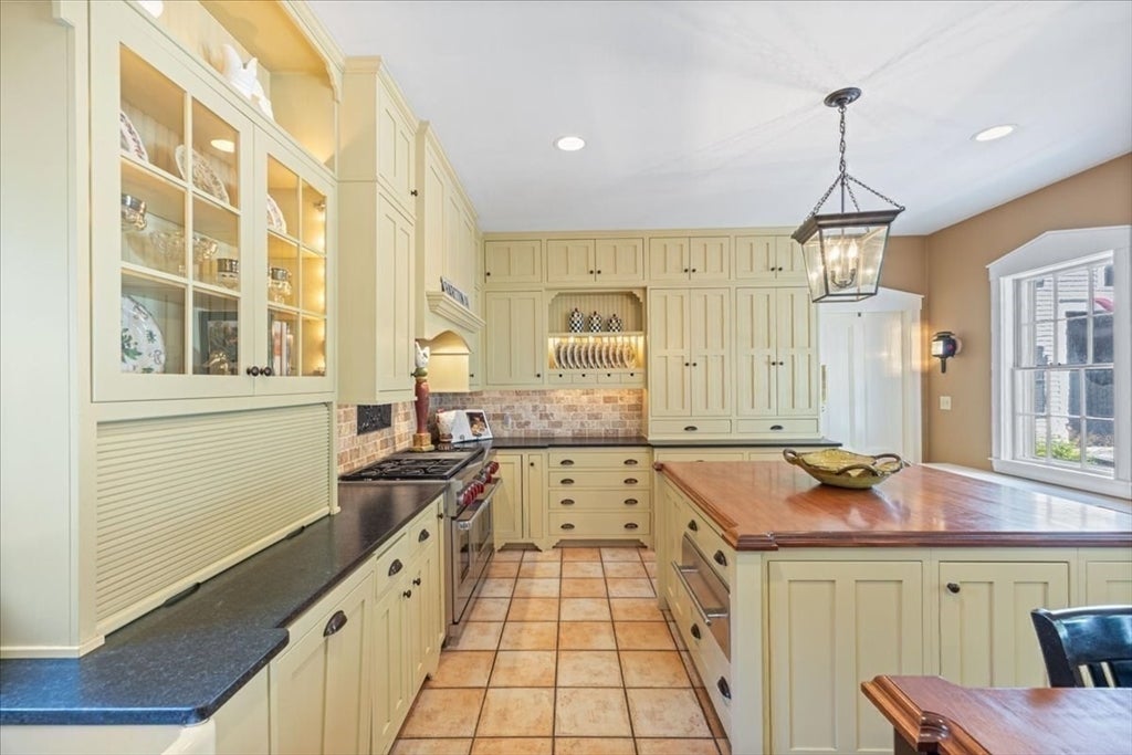 65 Washington St, Hanover, MA, 65 Washington St, Hanover, MA Photo #18
