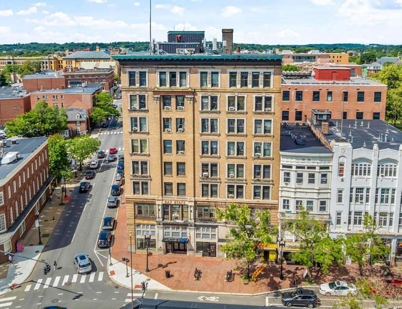 11-21 Lawrence Street