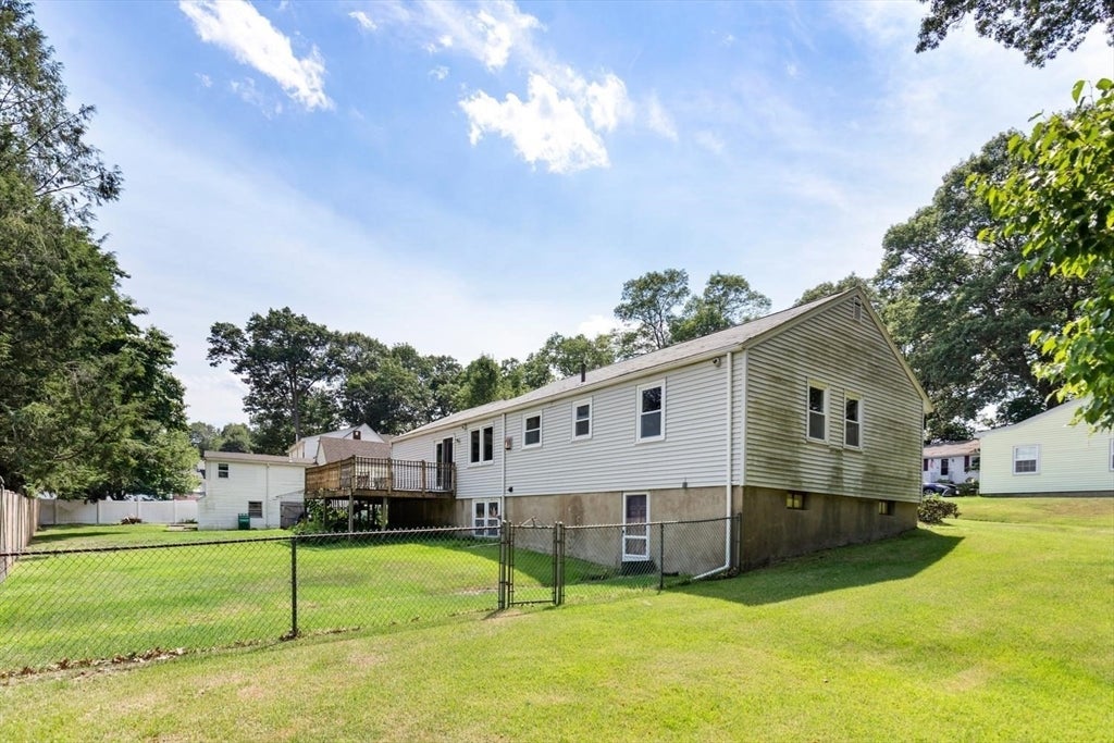 24 Hillside Avenue, Holbrook, MA Photo #30