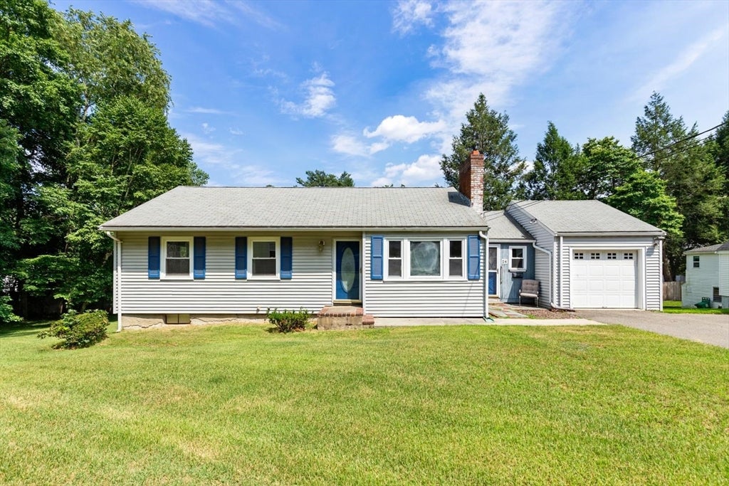 24 Hillside Avenue, Holbrook, MA Photo #1