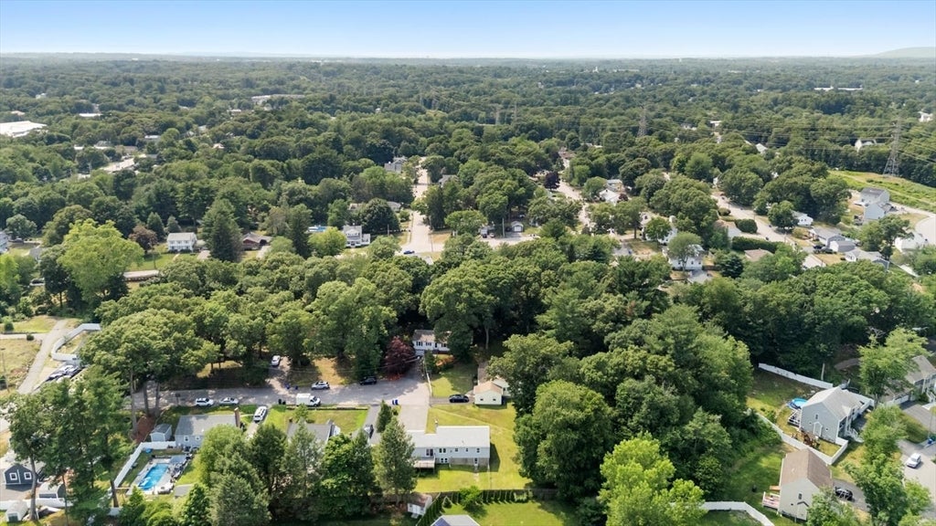 24 Hillside Avenue, Holbrook, MA Photo #4