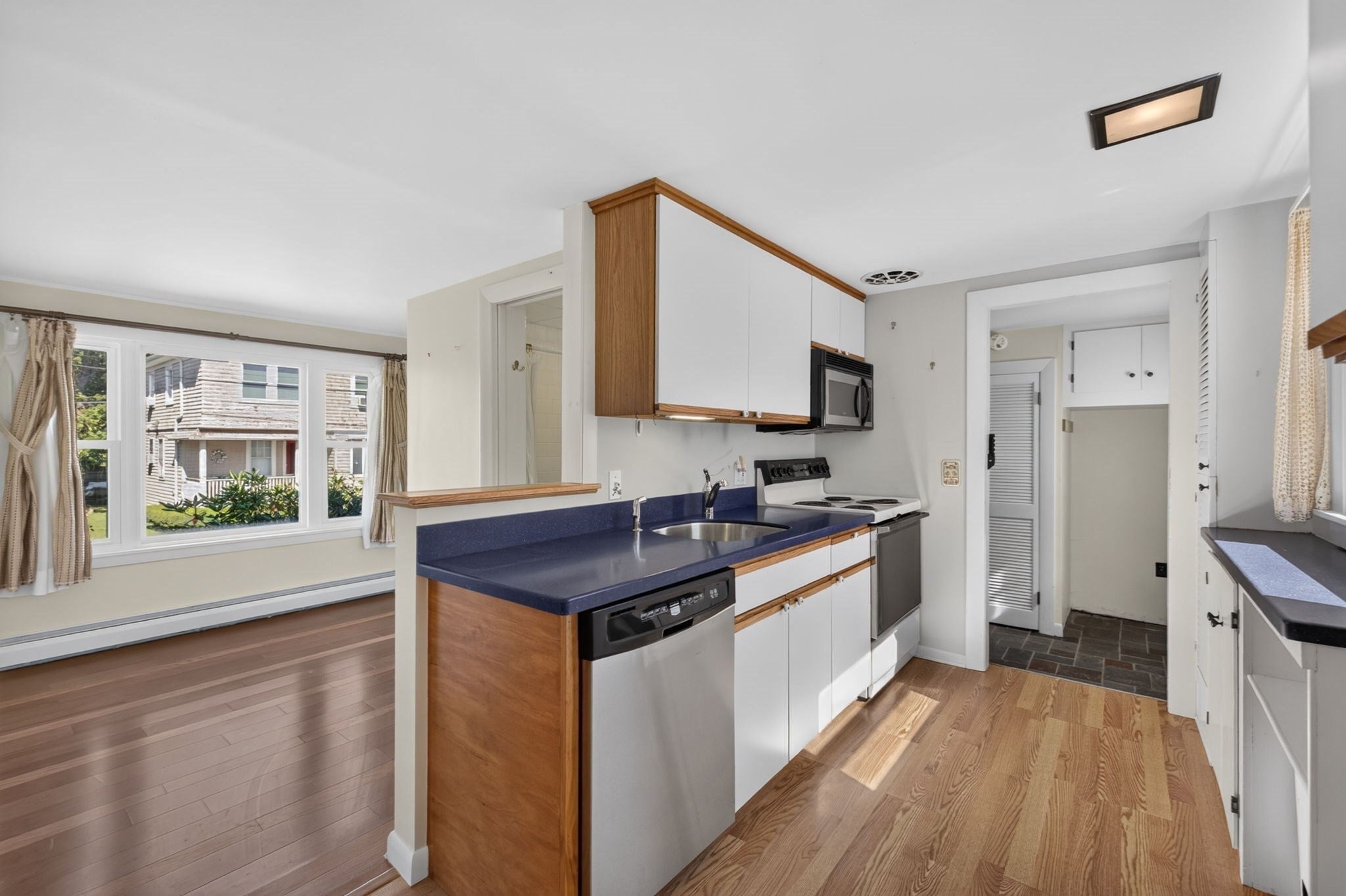 63 Hemlock St, Fall River, MA, 63 Hemlock St, Fall River, MA Photo #18