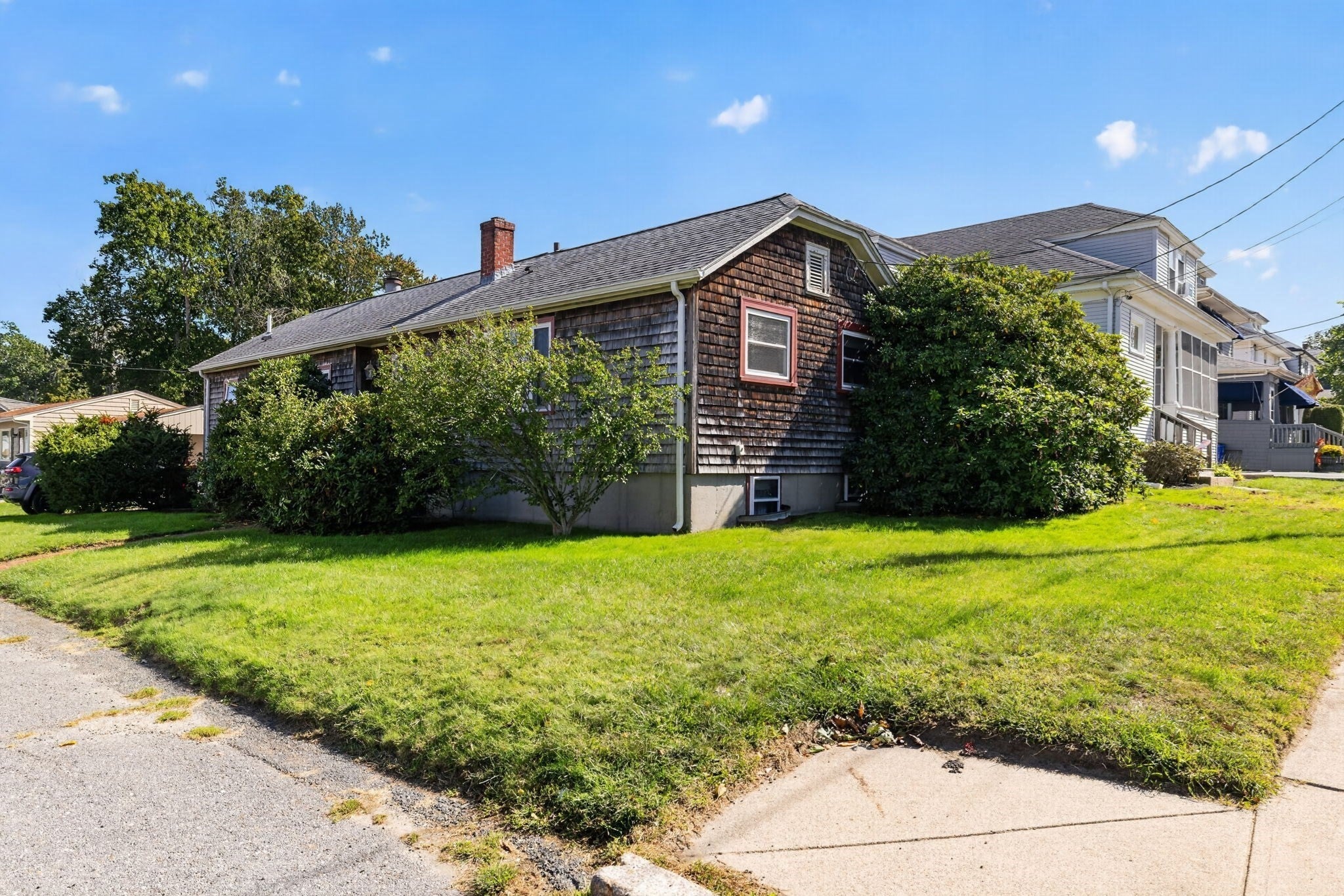 63 Hemlock St