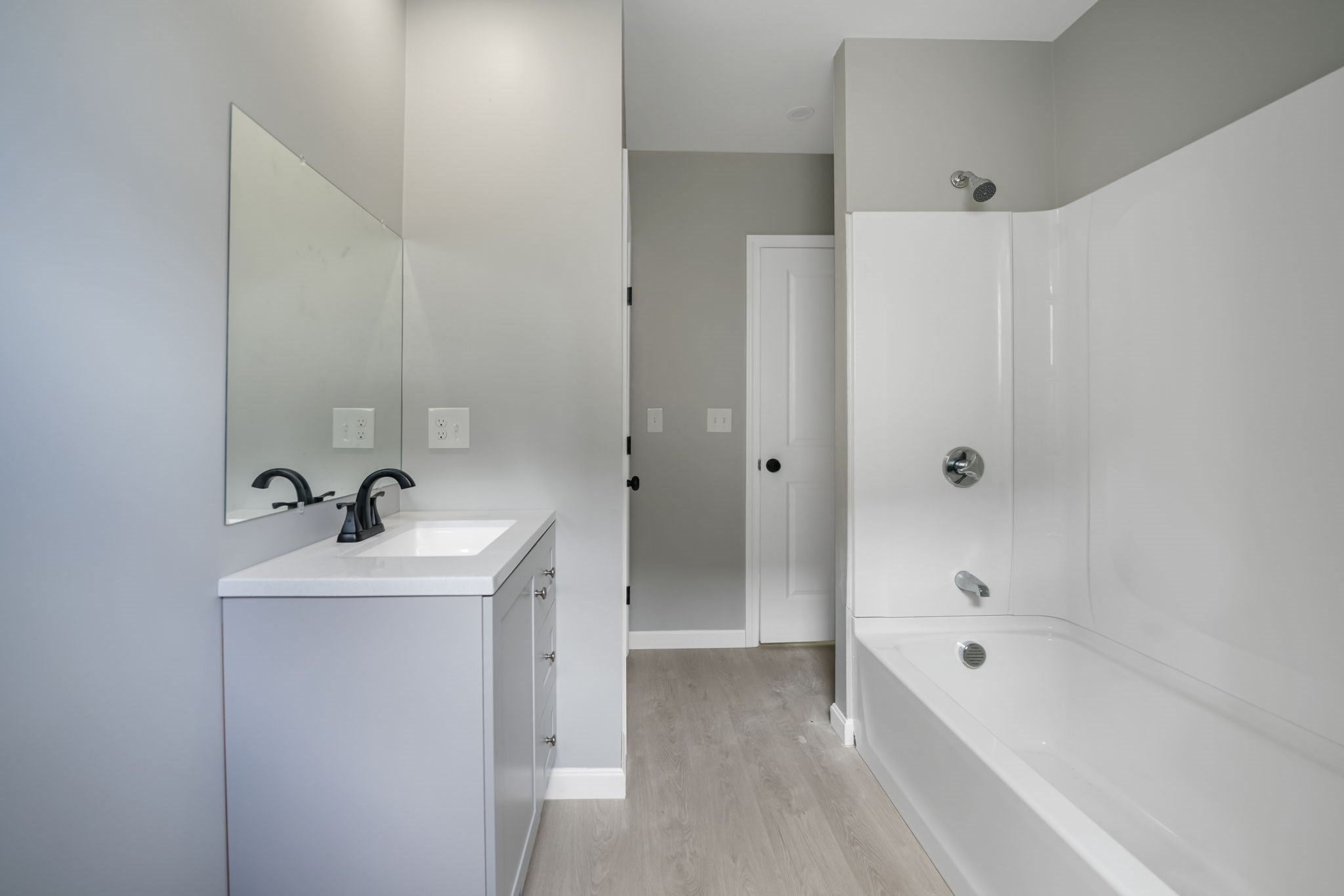 35 Hood St #3, Fall River, MA, 35 Hood St #3, Fall River, MA Photo #9