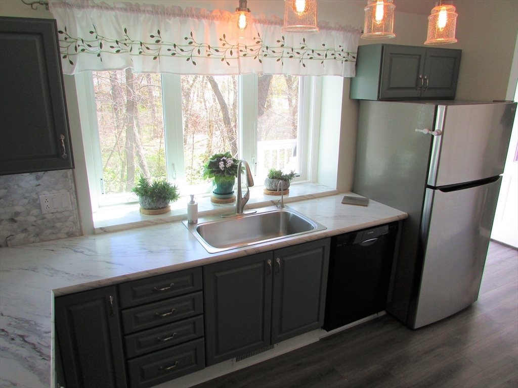 101 South Avenue 202