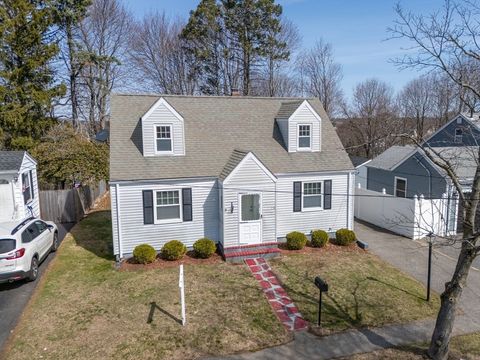 12 Roland Rd Peabody MA 01960