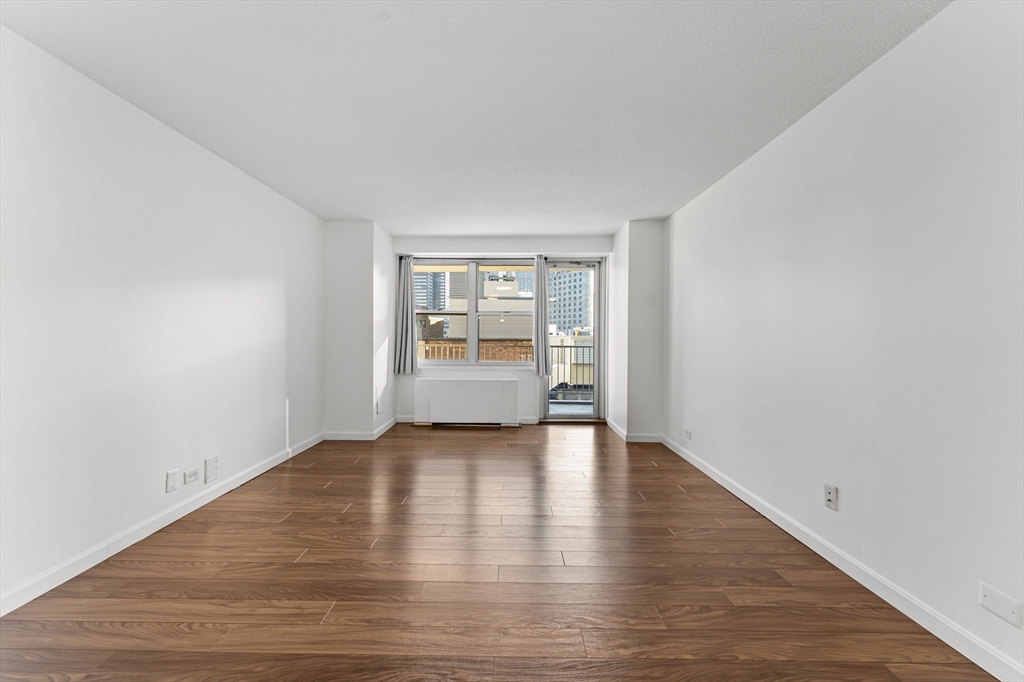 151 Tremont St 11U