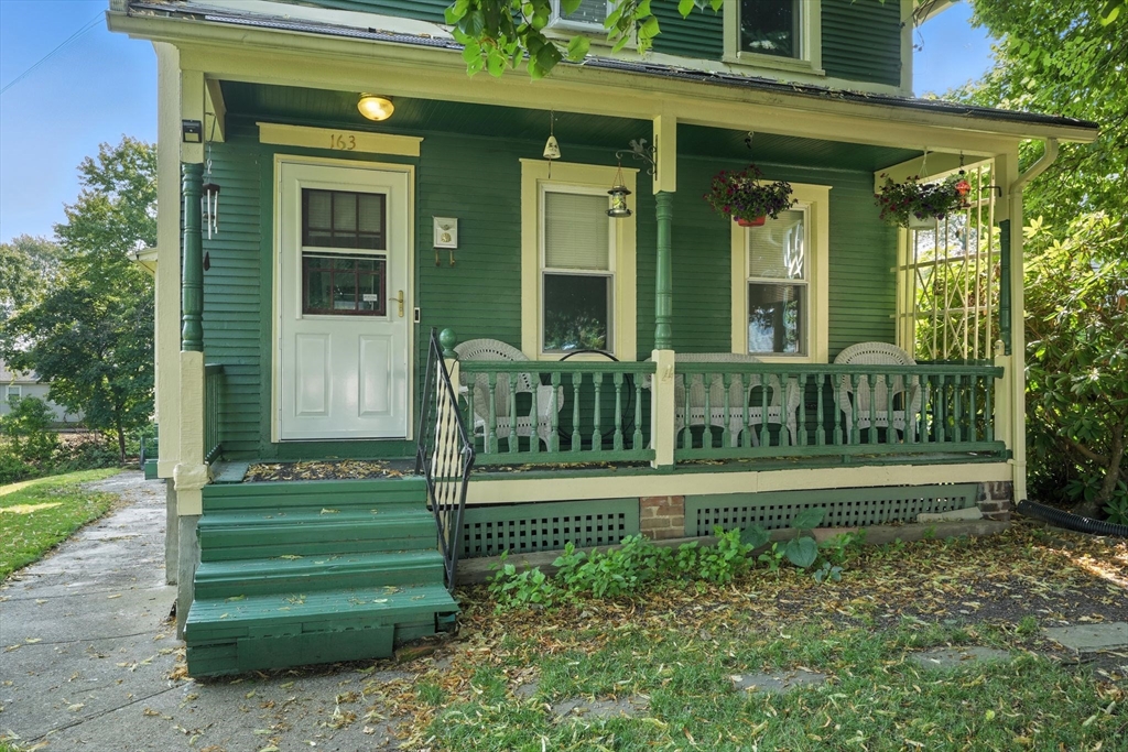 163 Saratoga Ave