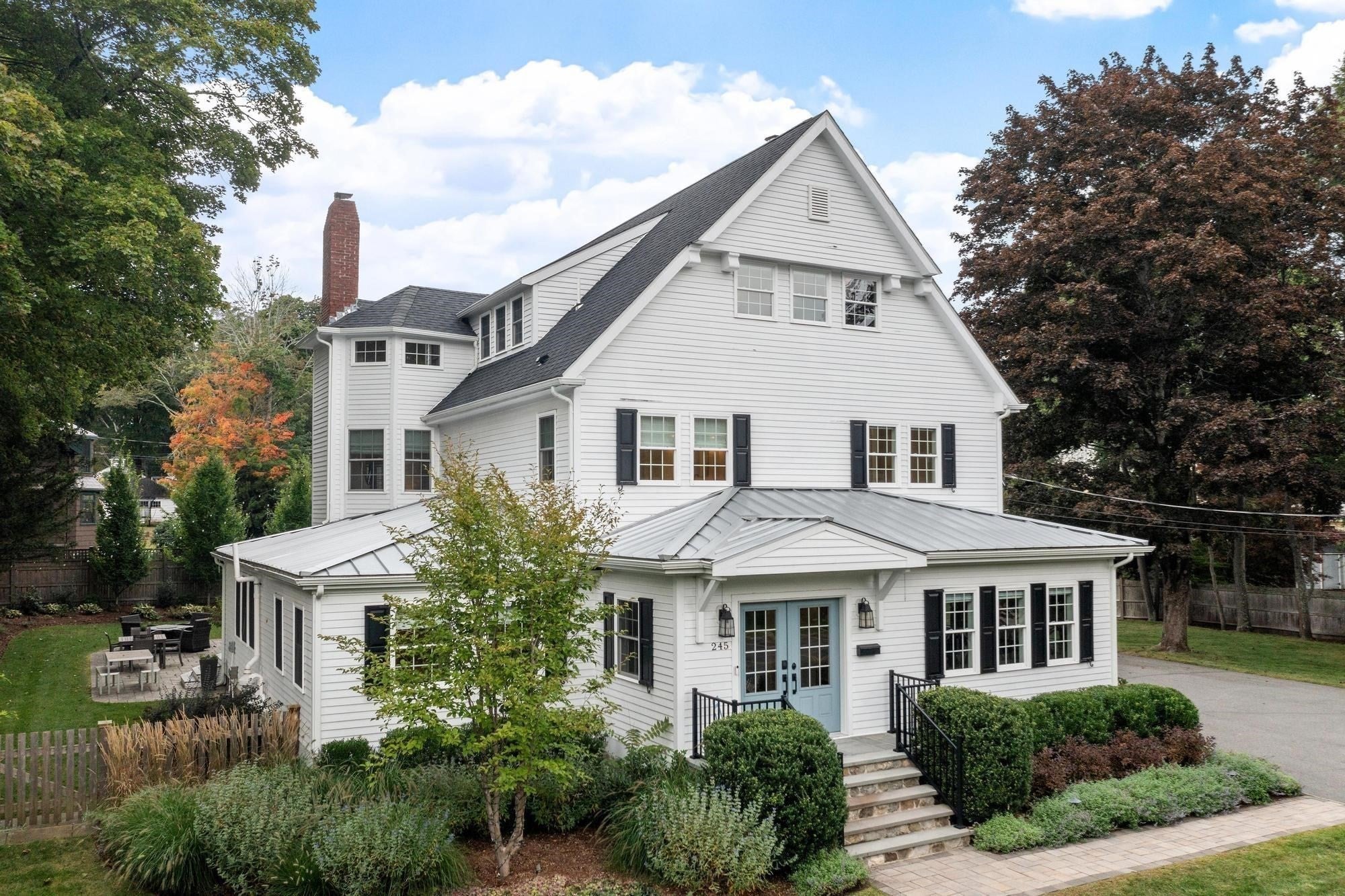 245 Summer Ave, Reading, MA Photo #1